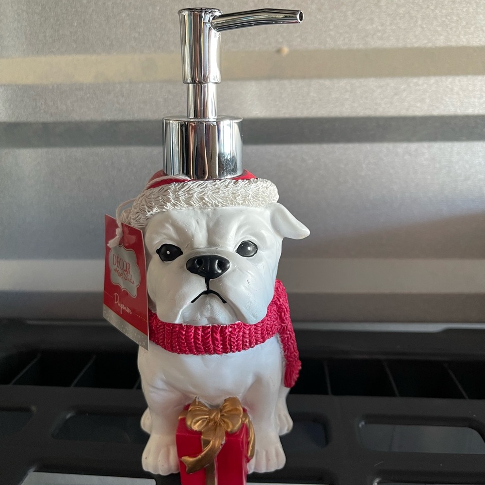 Darling Studio Decor Holiday Soap Dispenser - NWT